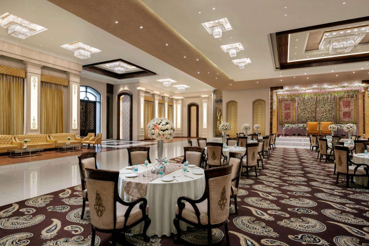 Ramada By Wyndham Kapurthala Otel Dış mekan fotoğraf