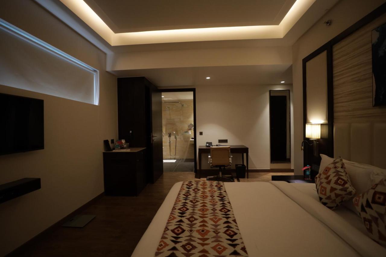 Ramada By Wyndham Kapurthala Otel Dış mekan fotoğraf